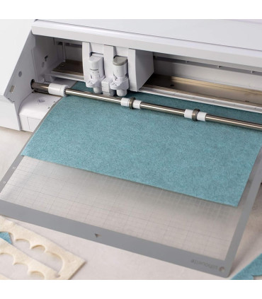 برش نمد با تیغ کاترپلاتر Silhouette Rotary Blade Cameo 4